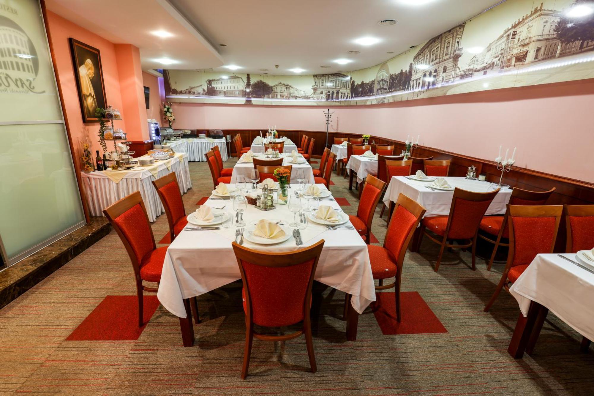 Hotel Savus Slavonski Brod Luaran gambar