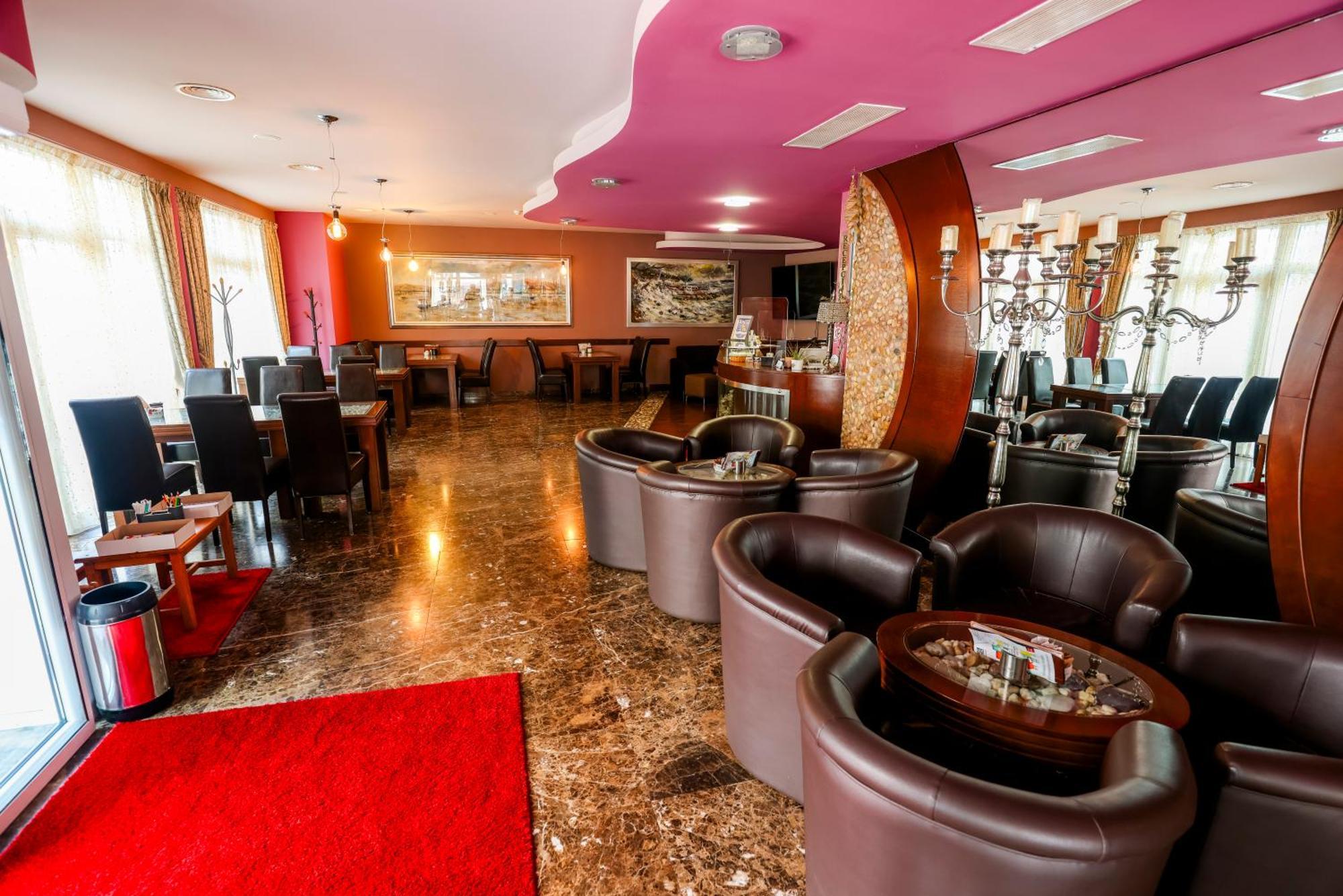 Hotel Savus Slavonski Brod Luaran gambar